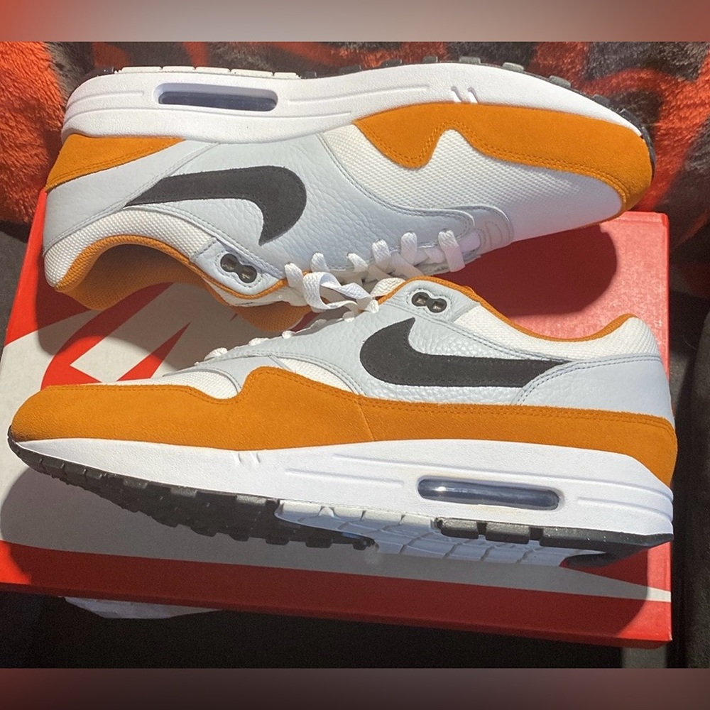 Nike Men’s White, Orange & Black Athletic Sneakers